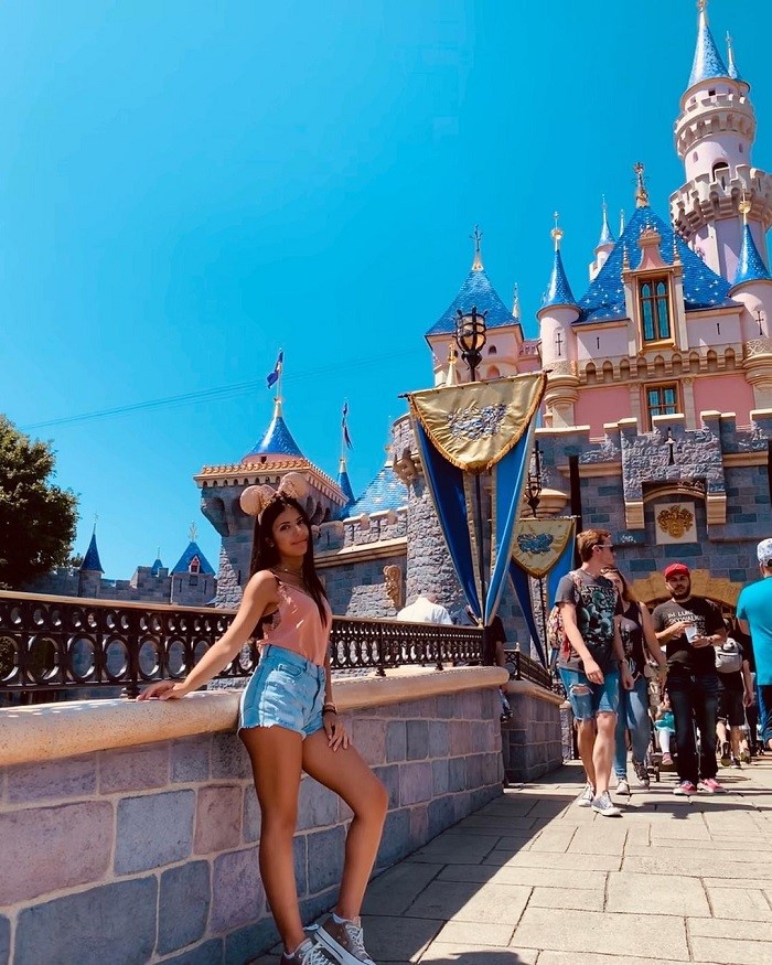 Công viên hạnh phúc Disneyland 