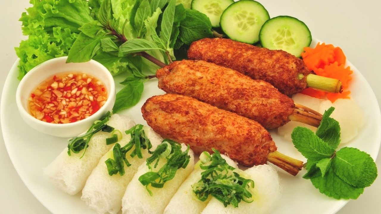 Chạo tôm là món ăn tuyền thống của Việt Nam không thể bỏ qua