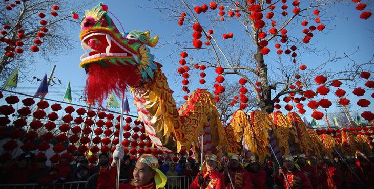 Người dân Trung Quốc đón Tết truyền thống