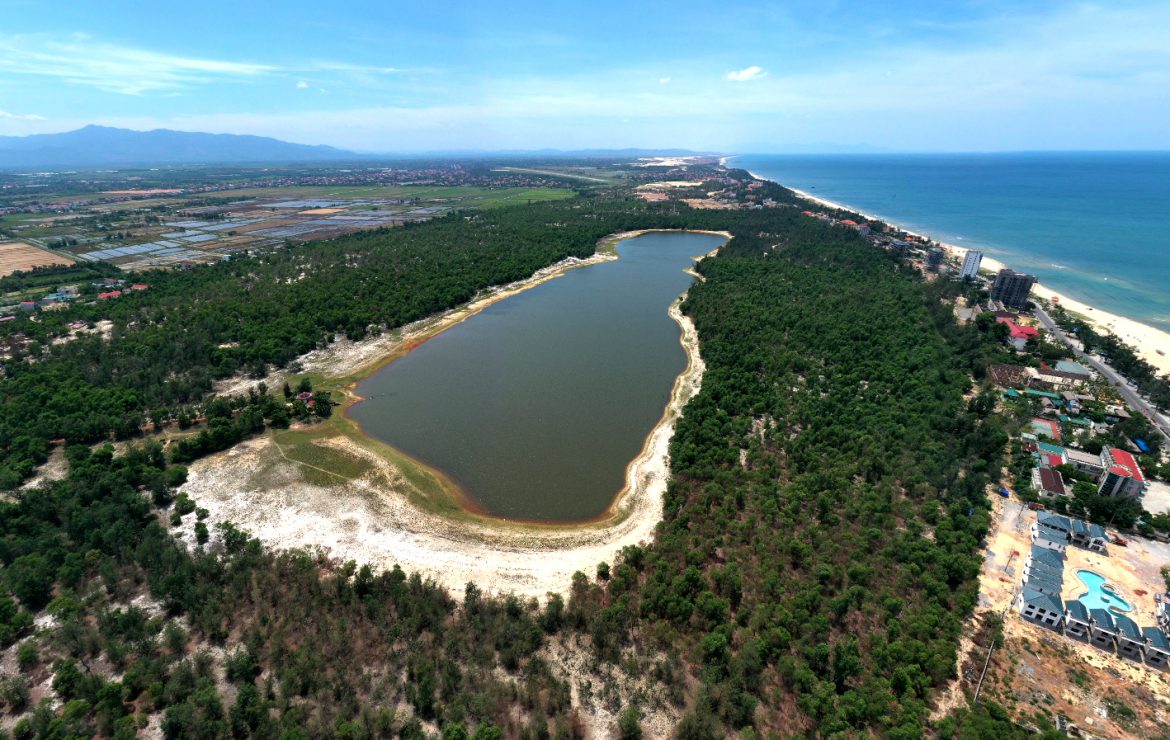 Di tích hồ Bàu Tró cần được bảo tồn và nâng cao chất lượng