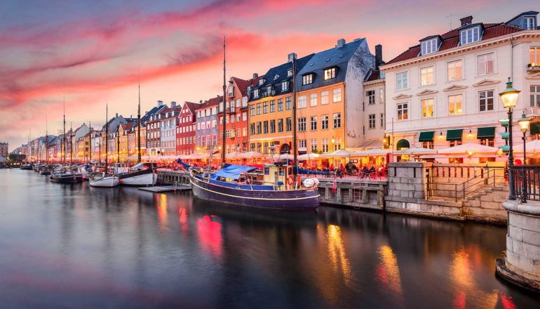 Địa điểm du lịch ở Đan Mạch- Đất nước hạnh phúc nhất thế giới