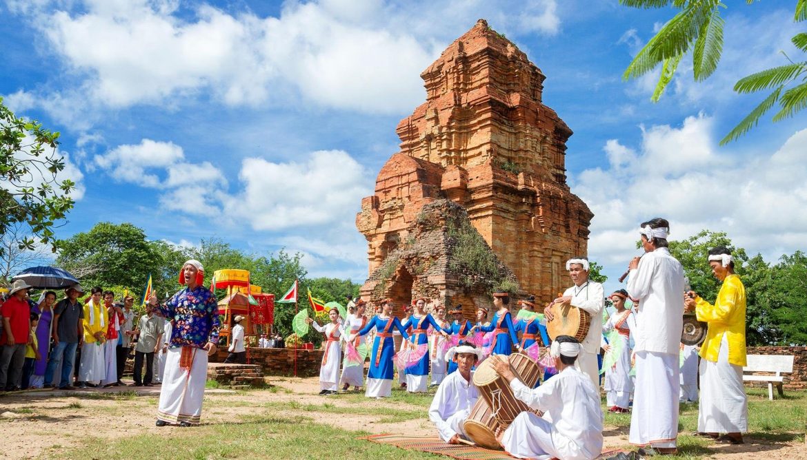 Tinh hoa văn hóa Chăm pa tại mảnh đất khô cằn Bình Thuận